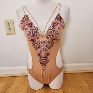 Zara Bodysuit Medium Womens Floral Embroidered Sheer Cutout Fairy Blogge…